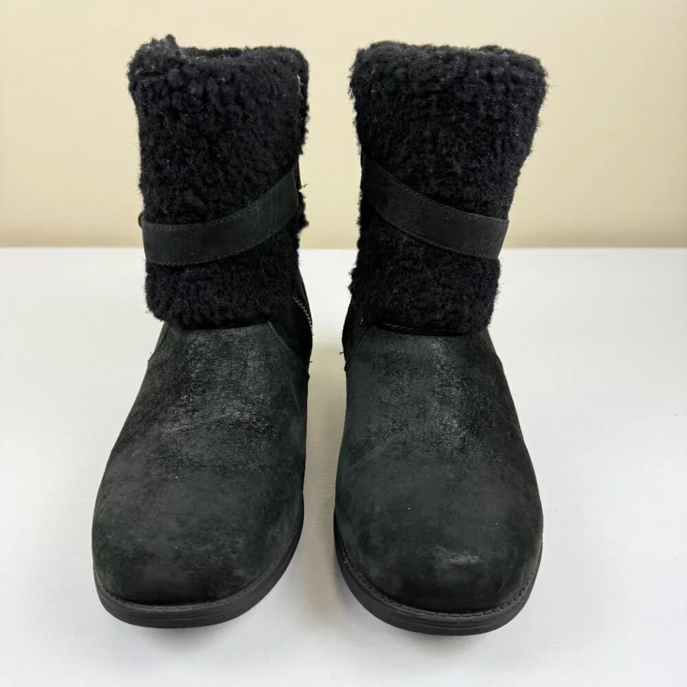 EUC UGG Blayre Shearling Black Boots S/N 1008220